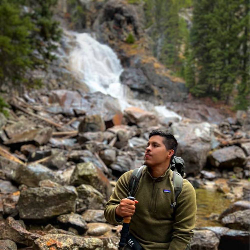 Meet your Posher, Henry